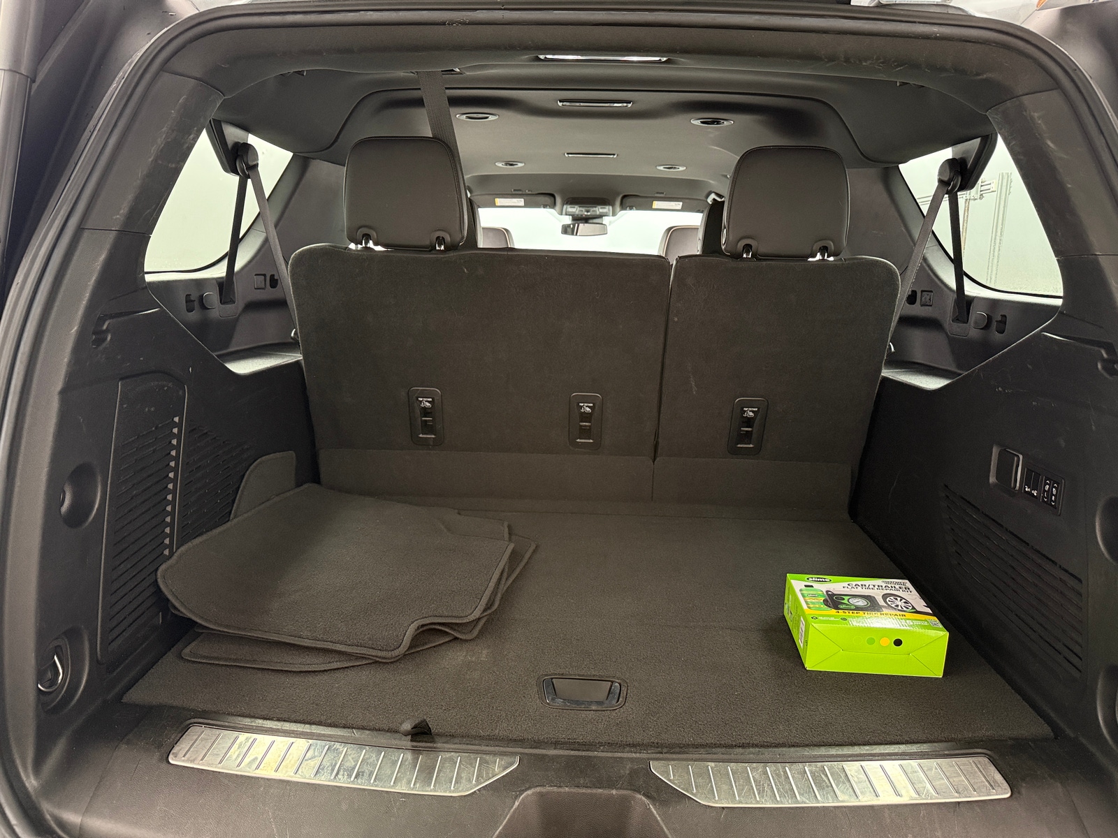 Thumbnail: 2023 Chevrolet Suburban - 6