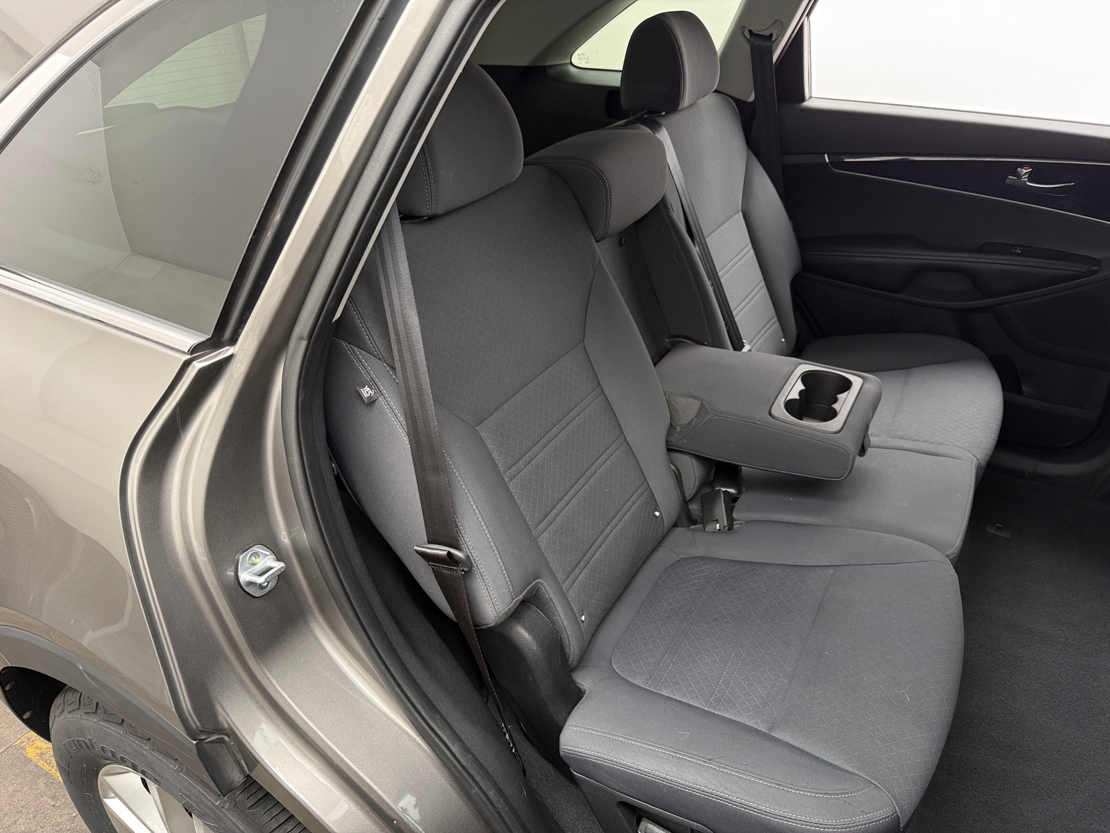 Thumbnail: 2016 Kia Sorento - 6