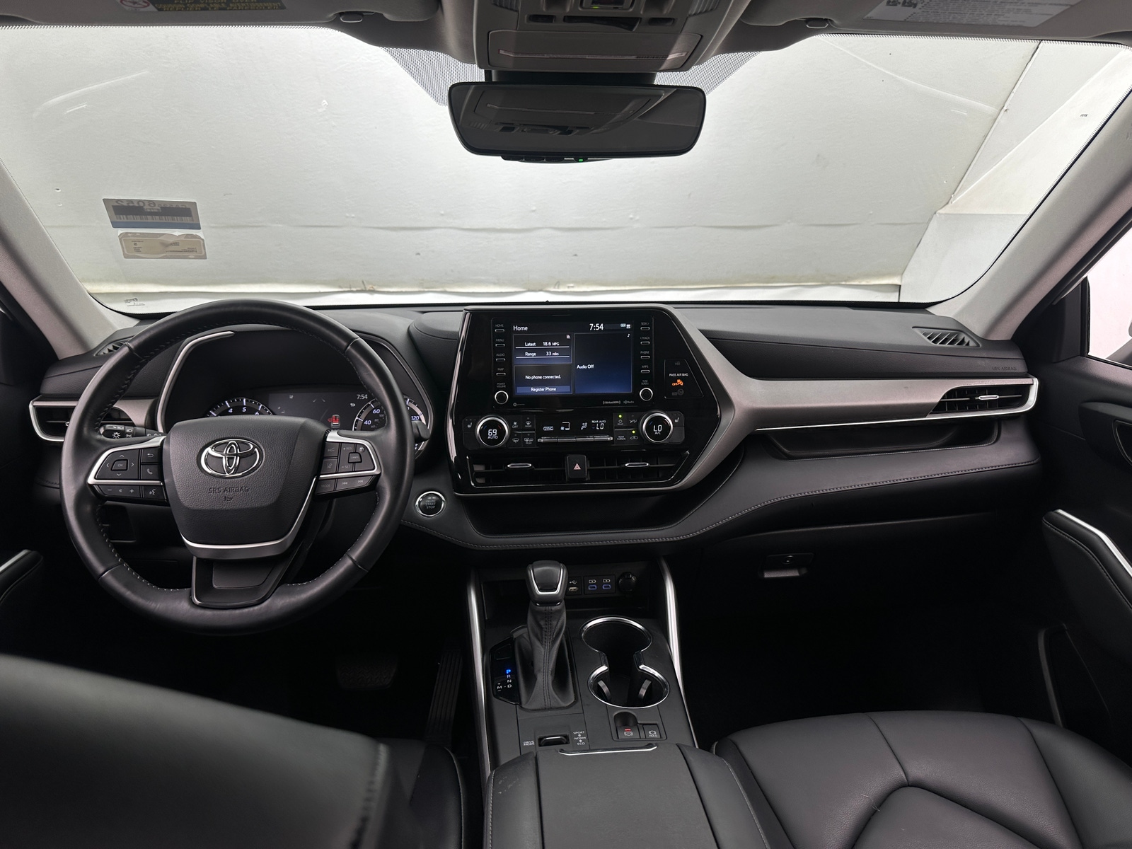 Thumbnail: 2022 Toyota Highlander - 2