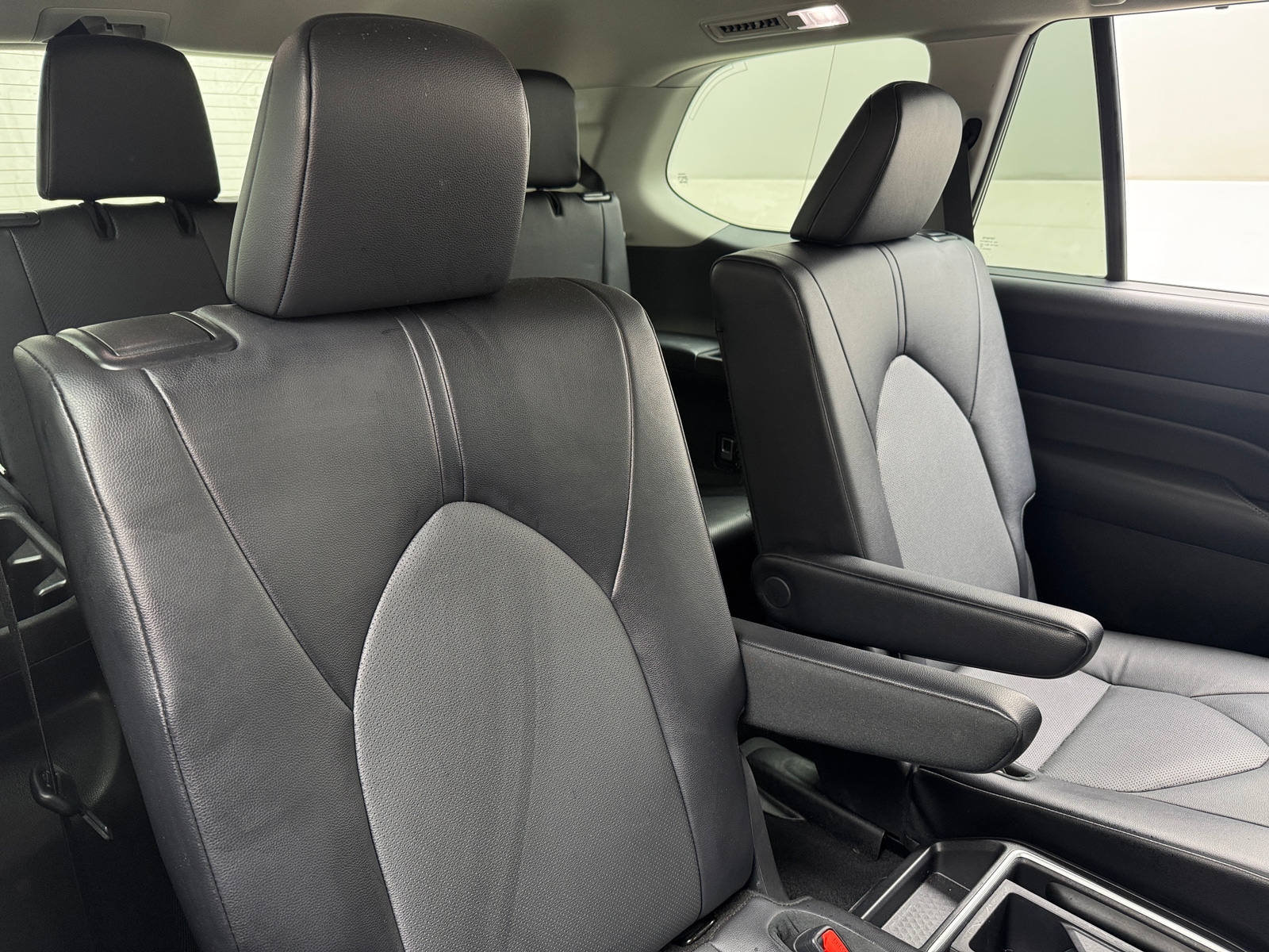 Thumbnail: 2025 Toyota Grand Highlander - 5