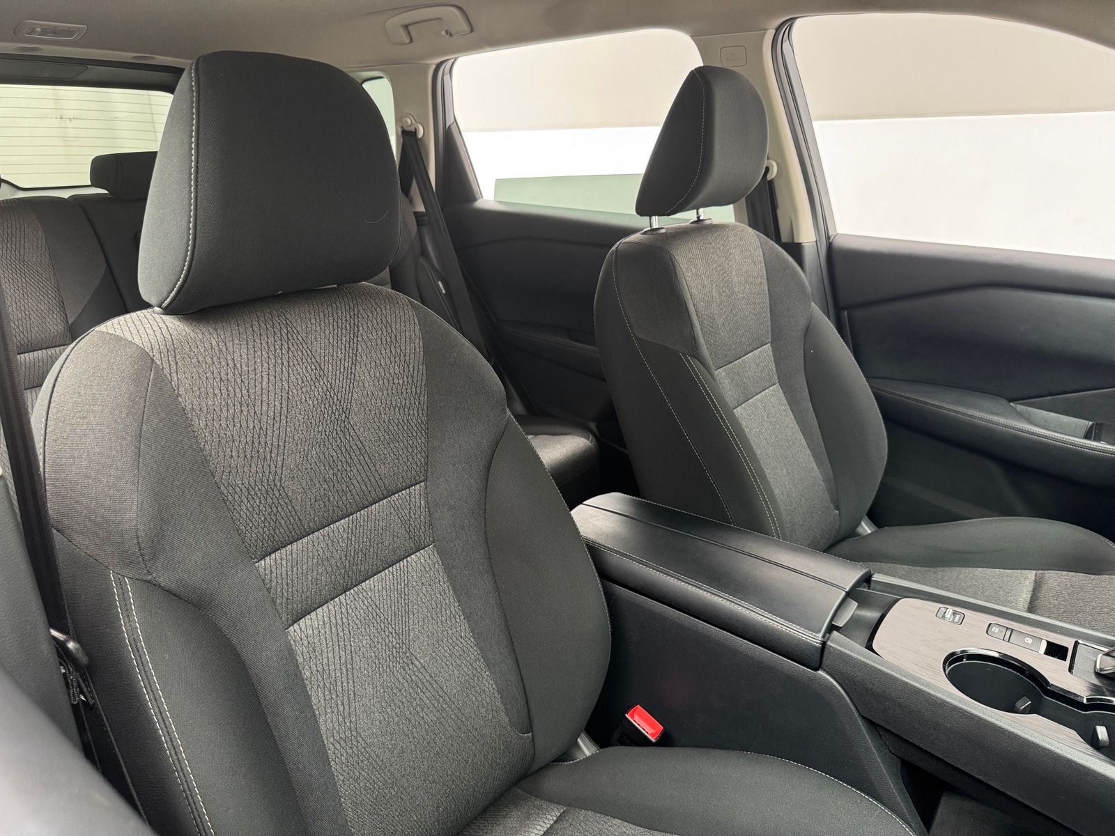 Thumbnail: 2025 Nissan Rogue - 2