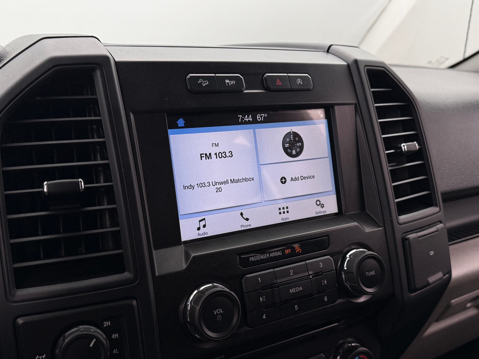 Thumbnail: 2018 Ford Econoline - 4