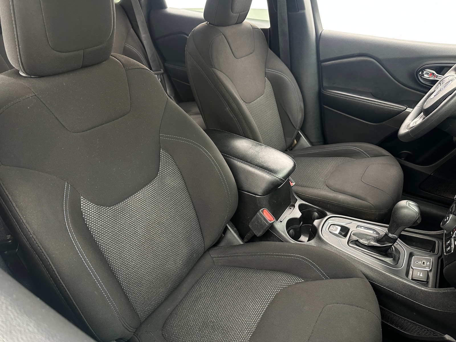 Thumbnail: 2021 Jeep Cherokee - 2