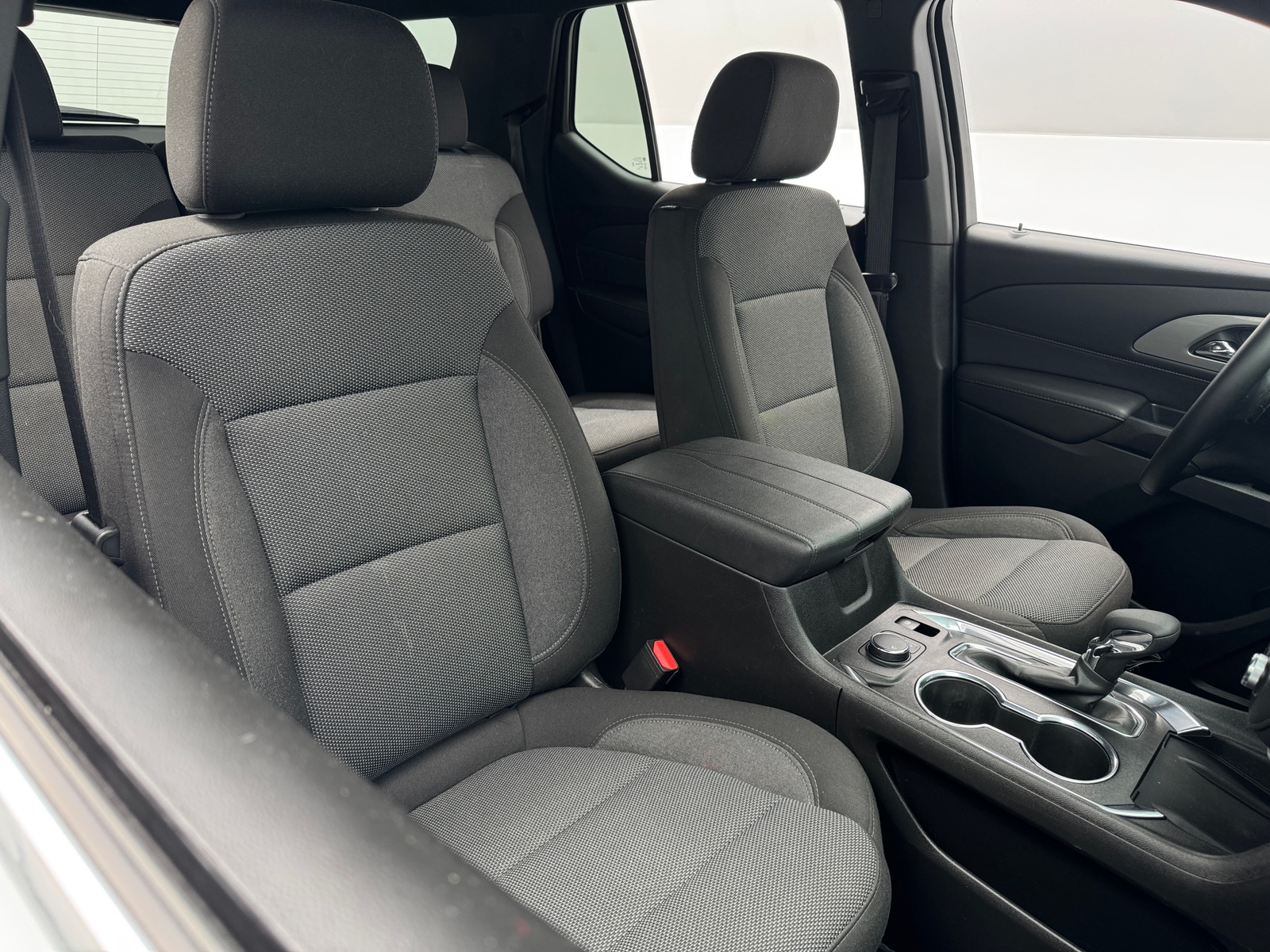 Thumbnail: 2023 Chevrolet Traverse - 2