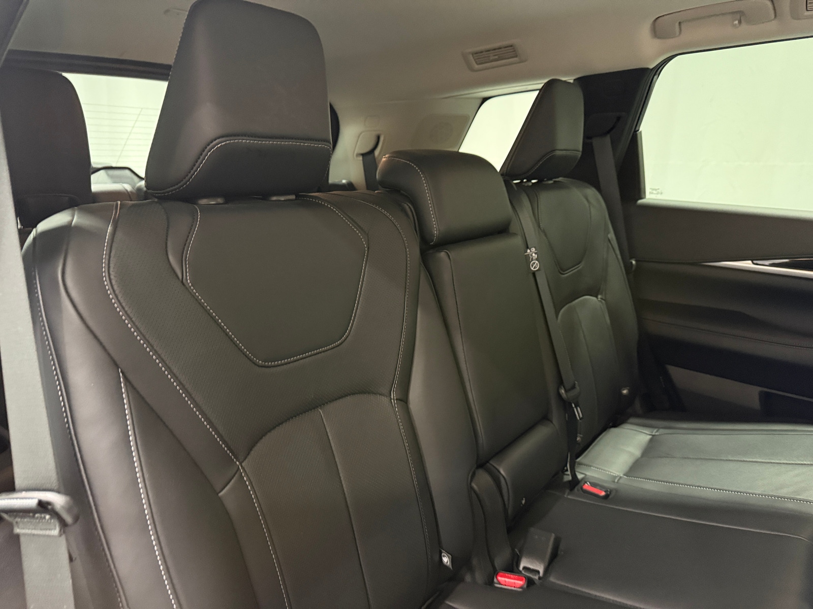 Thumbnail: 2025 INFINITI QX60 - 5