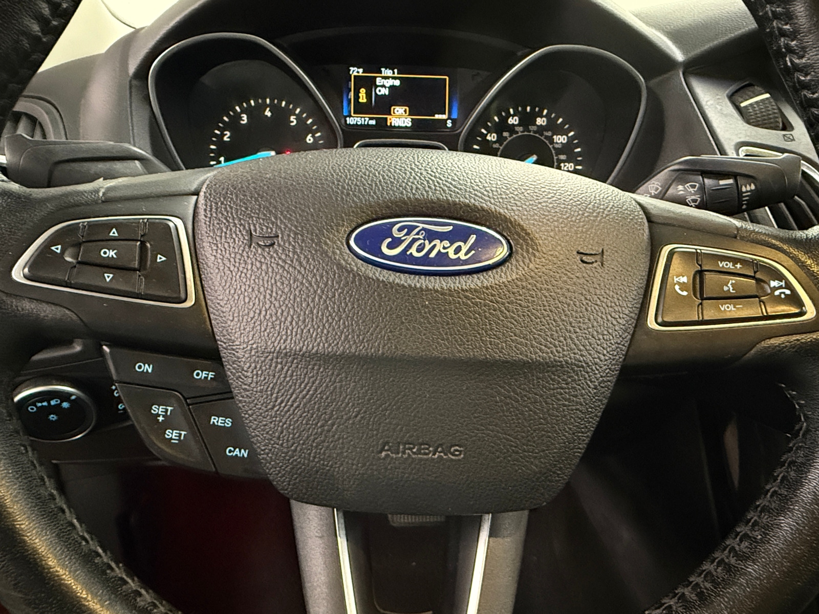 Thumbnail: 2015 Ford Focus - 4