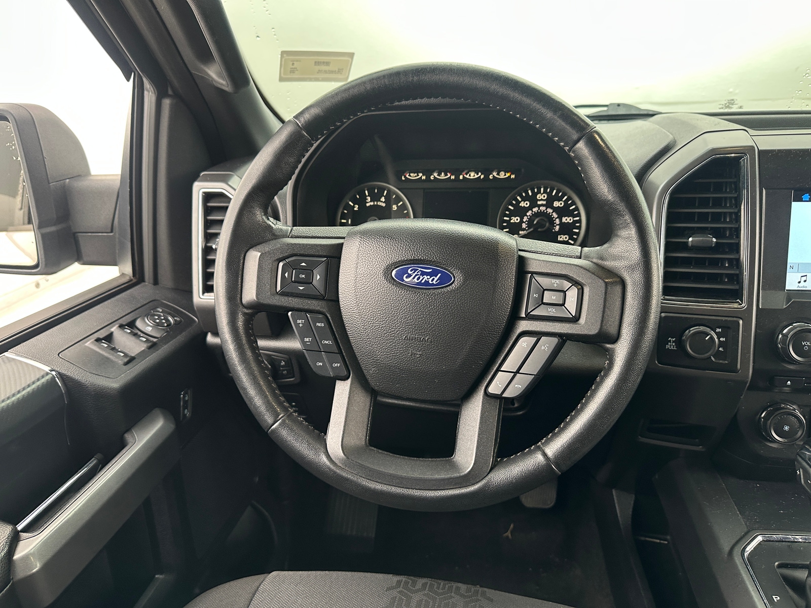 Thumbnail: 2018 Ford Econoline - 5