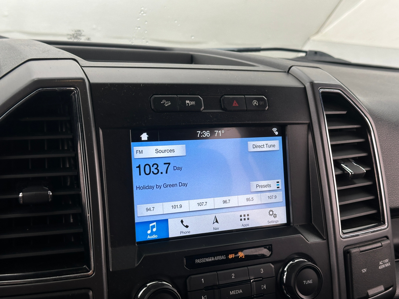 Thumbnail: 2018 Ford Econoline - 4