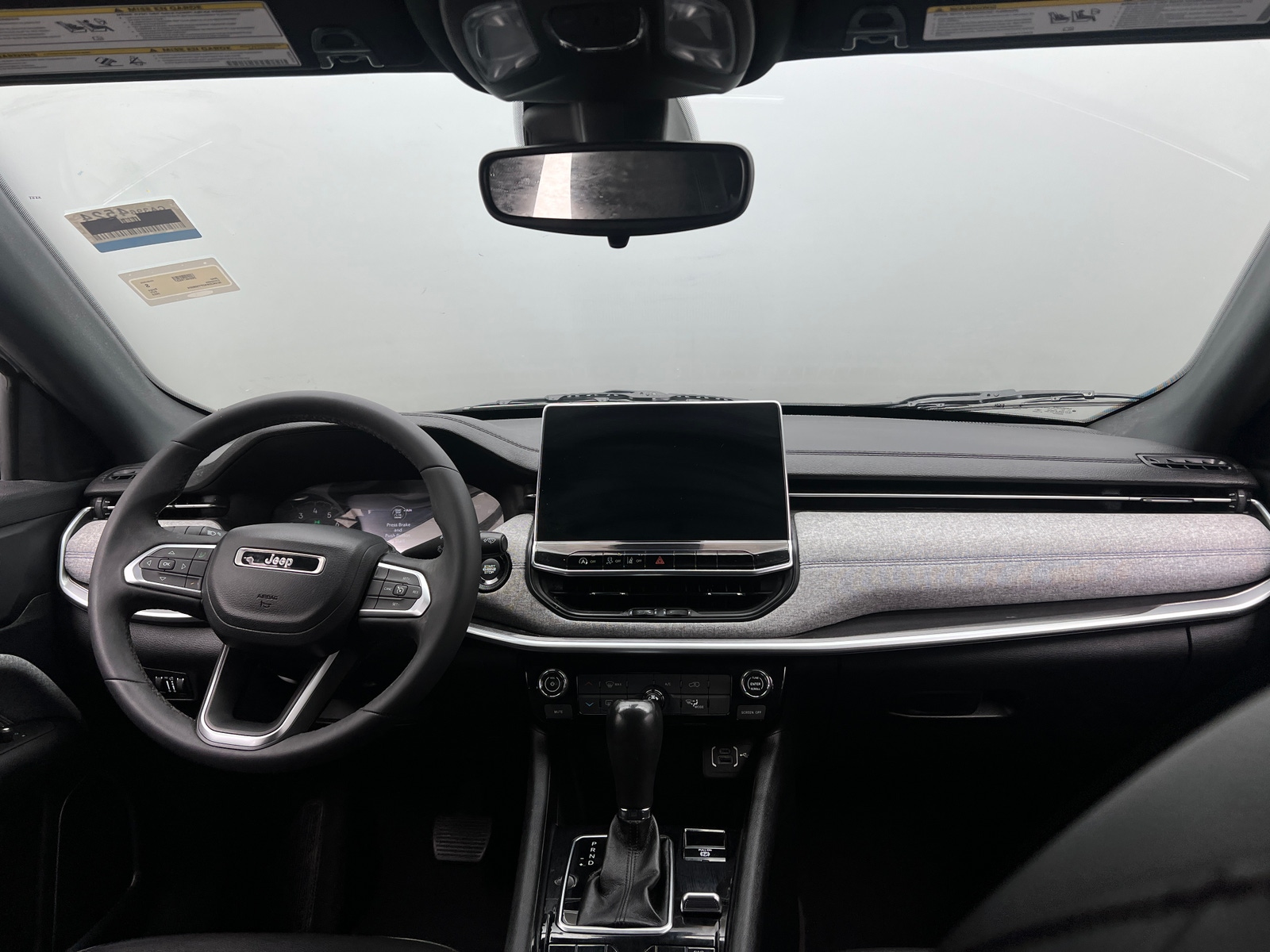 Thumbnail: 2023 Jeep Compass - 3