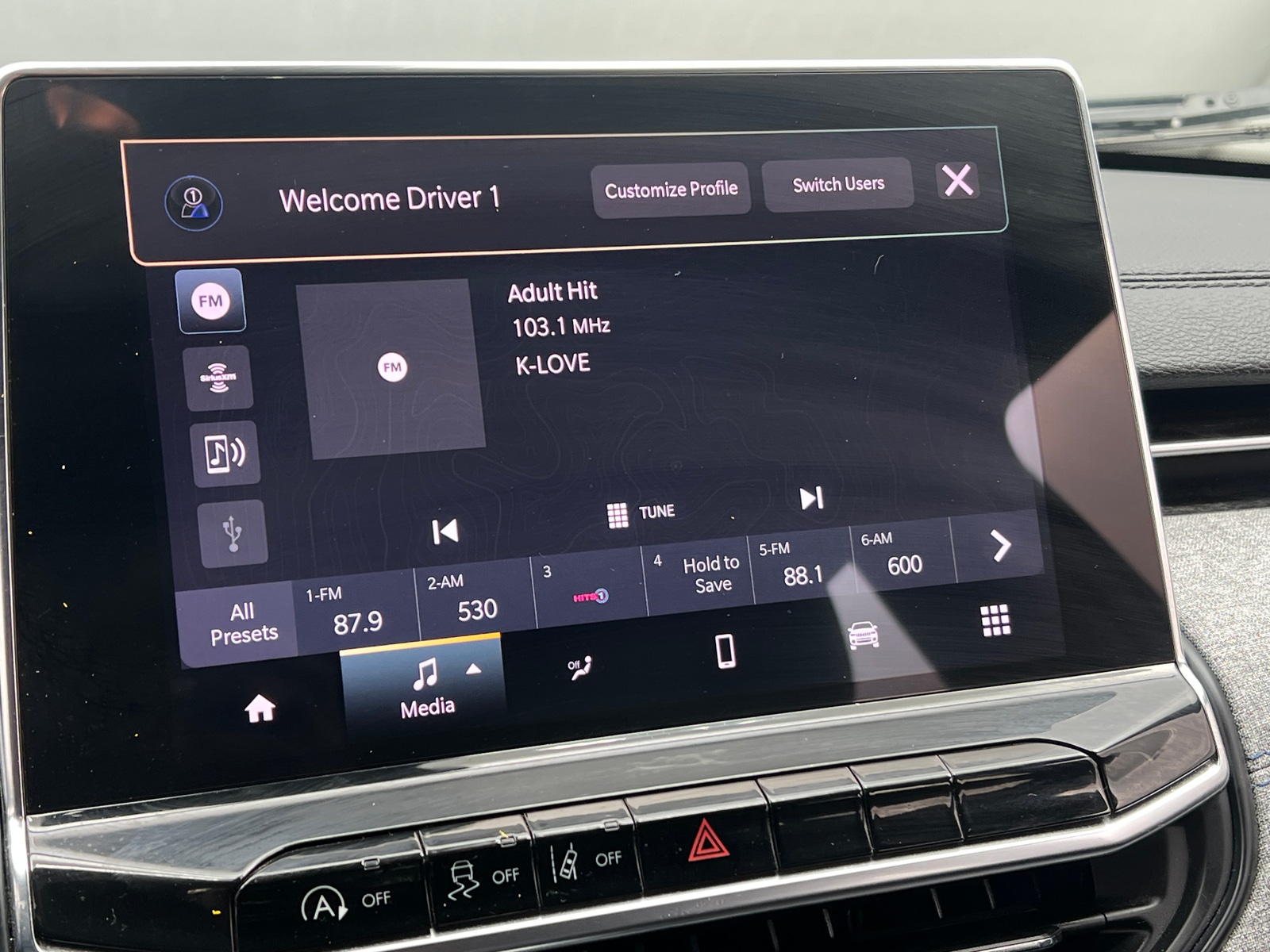 Thumbnail: 2023 Jeep Compass - 4