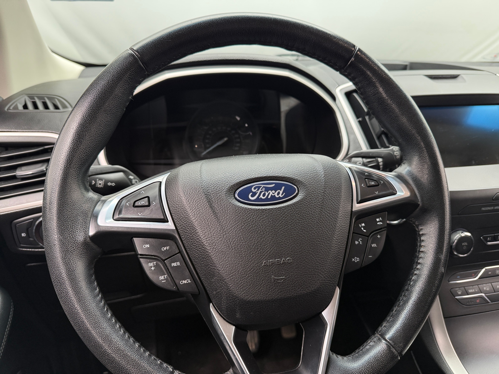 Thumbnail: 2020 Ford Edge - 4