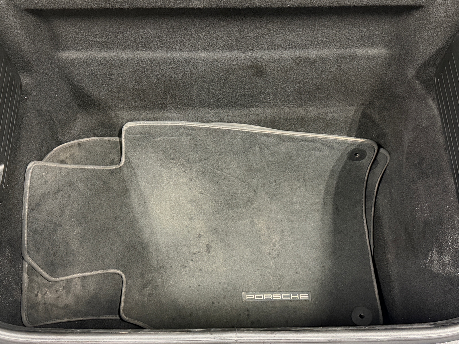 Thumbnail: 2014 Porsche 911 - 5