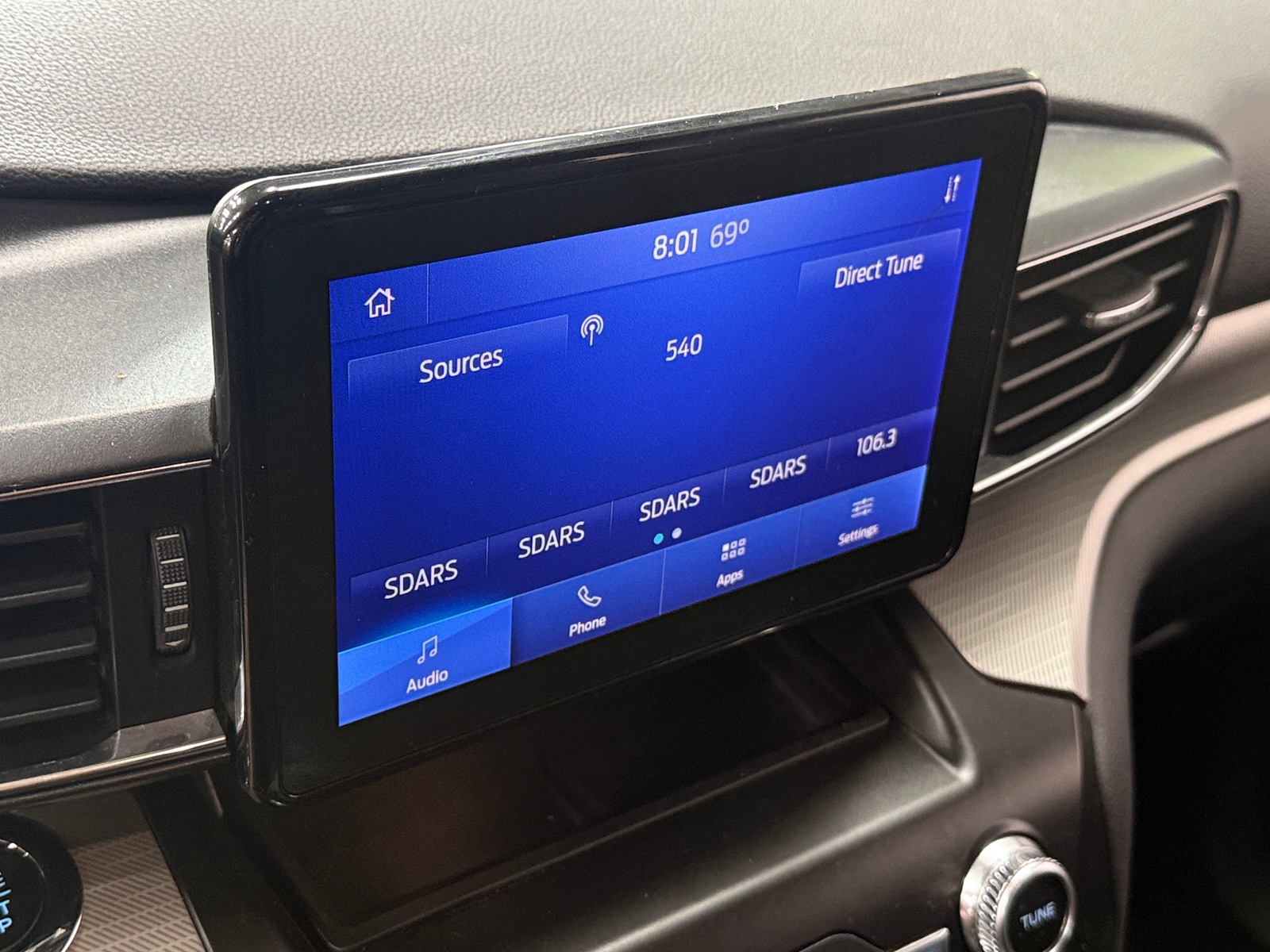 Thumbnail: 2020 Ford Explorer - 3