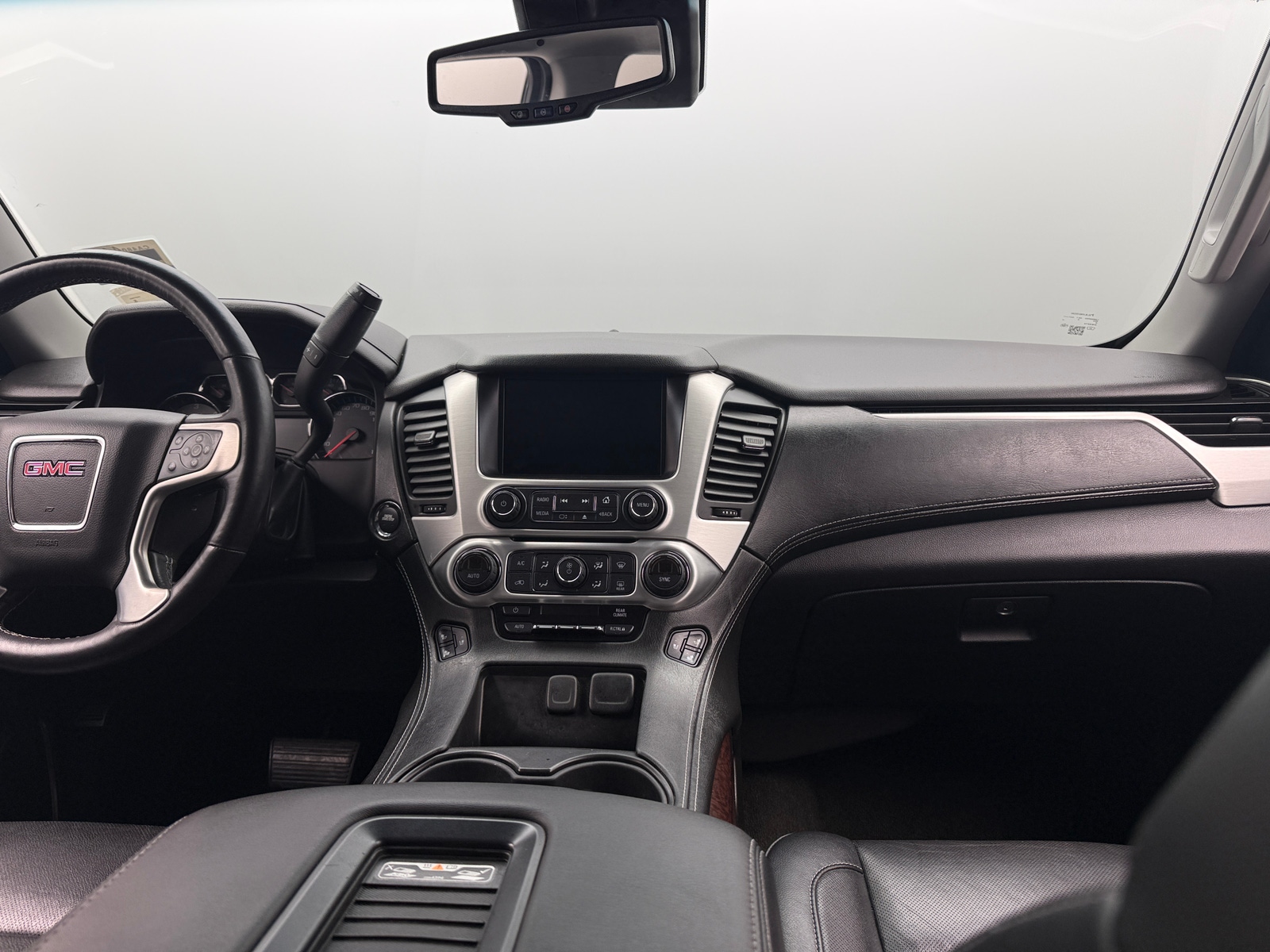 Thumbnail: 2017 GMC Yukon - 2