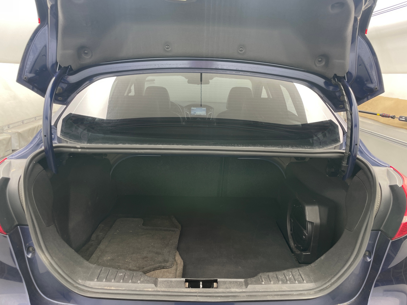 Thumbnail: 2017 Ford Focus - 6