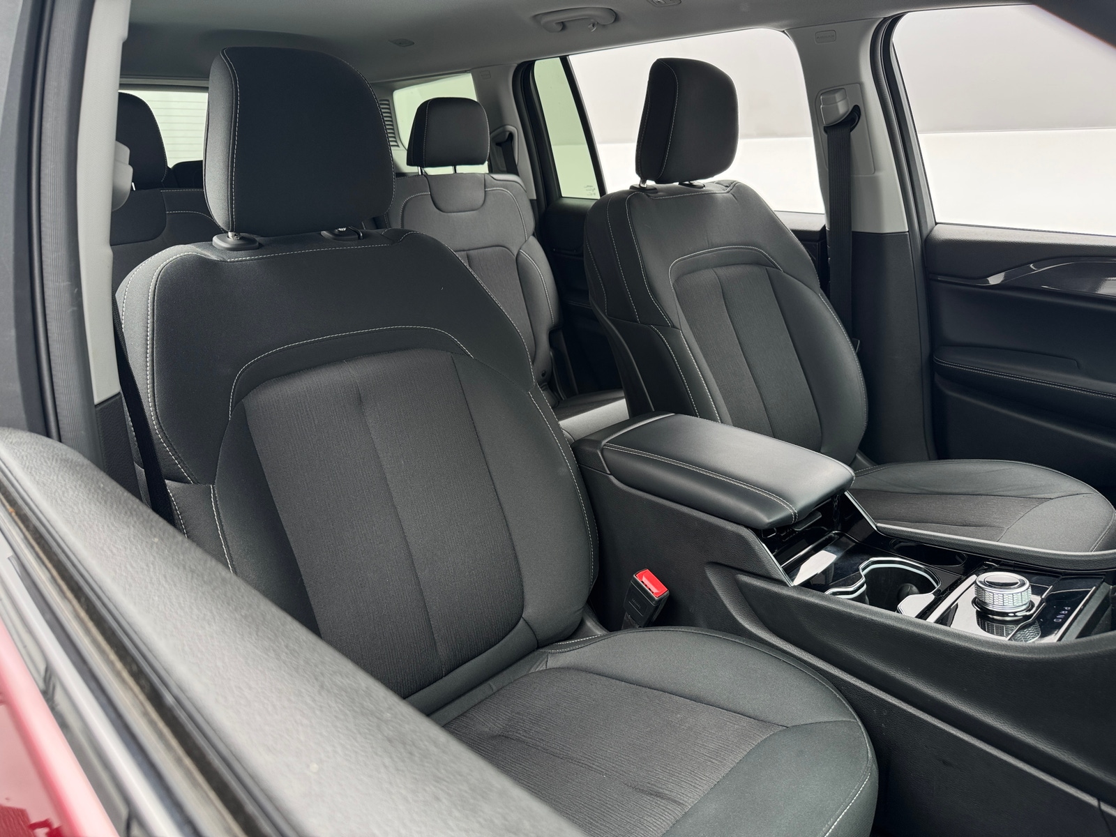 Thumbnail: 2023 Jeep Grand Cherokee L - 2