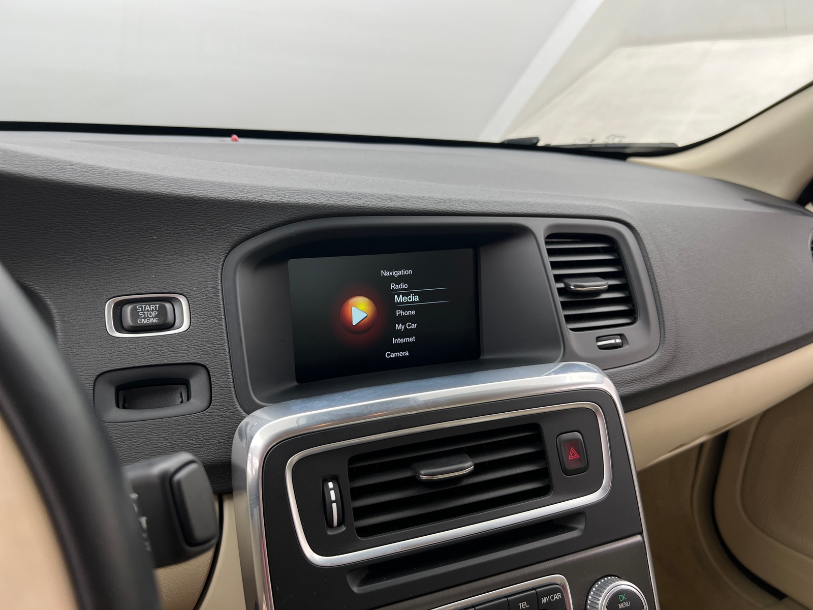 Thumbnail: 2015 Volvo S60 - 3