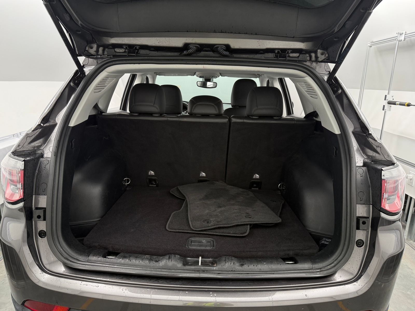 Thumbnail: 2018 Jeep Compass - 7