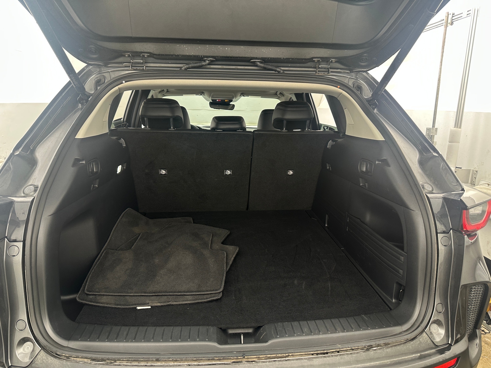 Thumbnail: 2025 Mazda CX-50 - 6