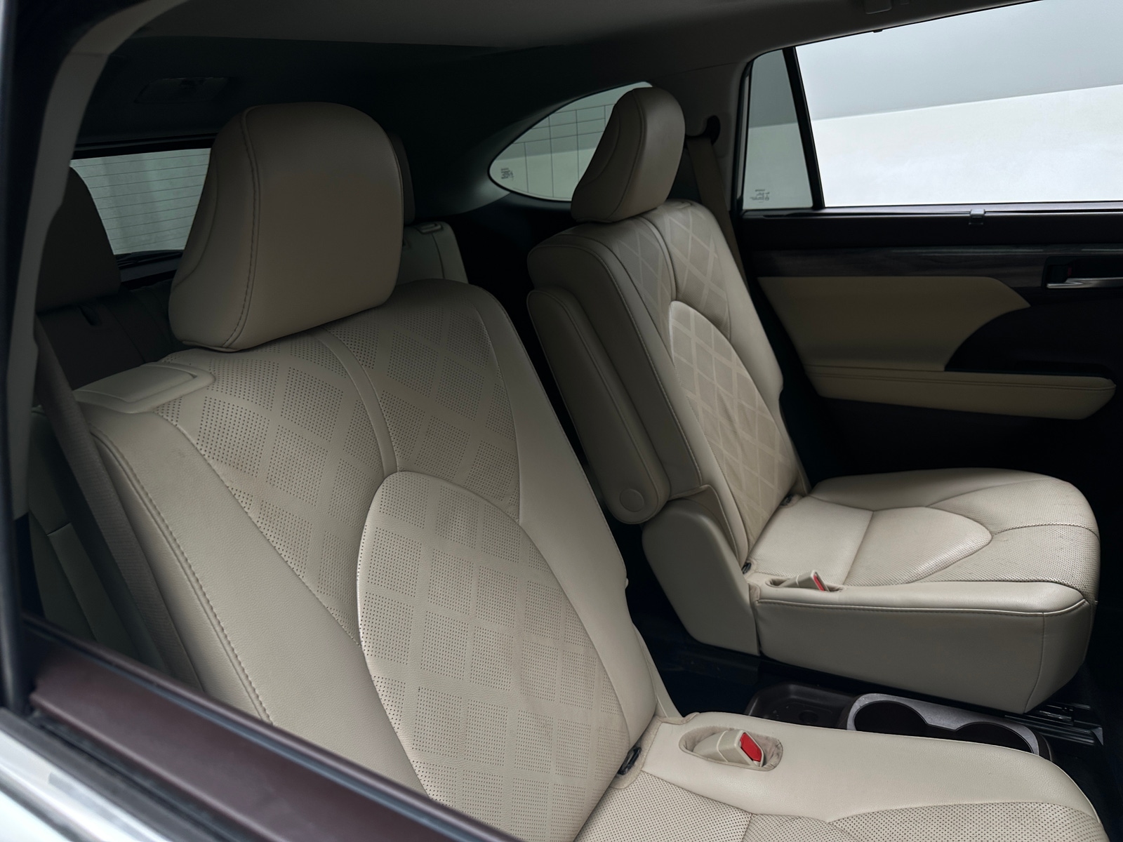 Thumbnail: 2021 Toyota Highlander - 5