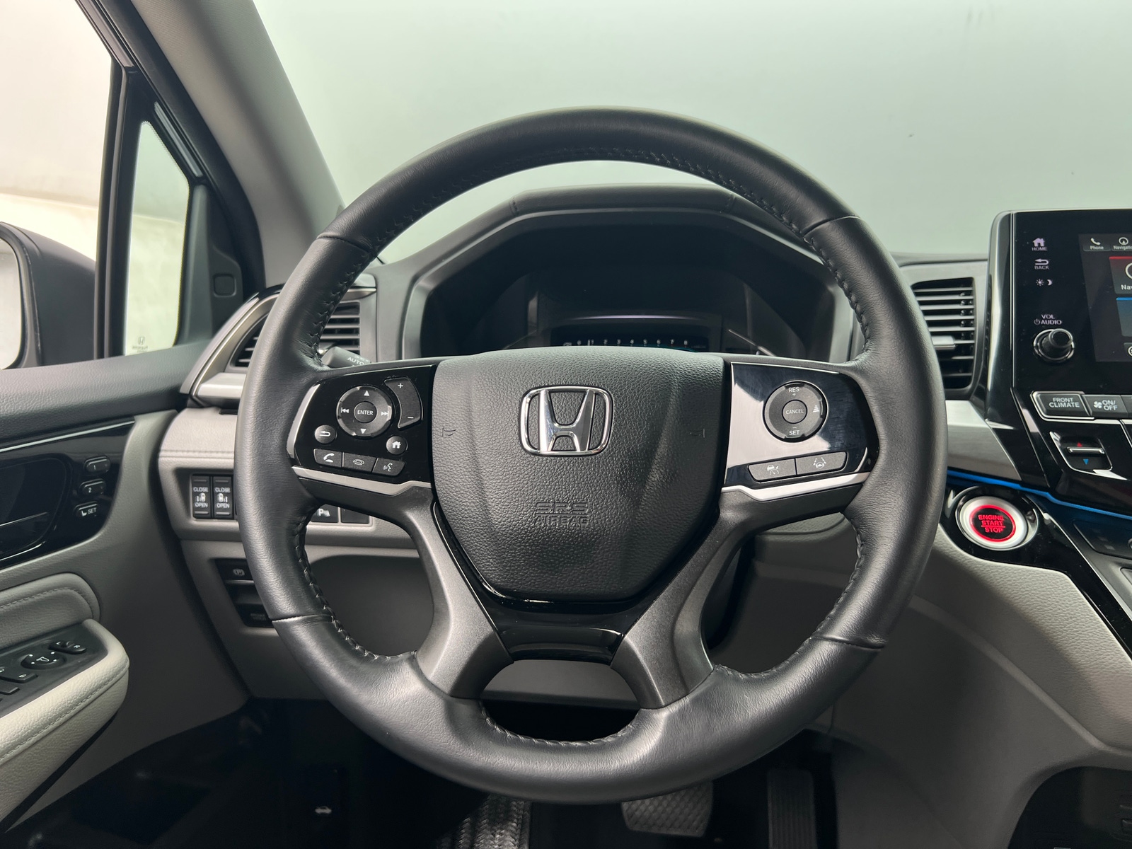 Thumbnail: 2023 Honda Odyssey - 4