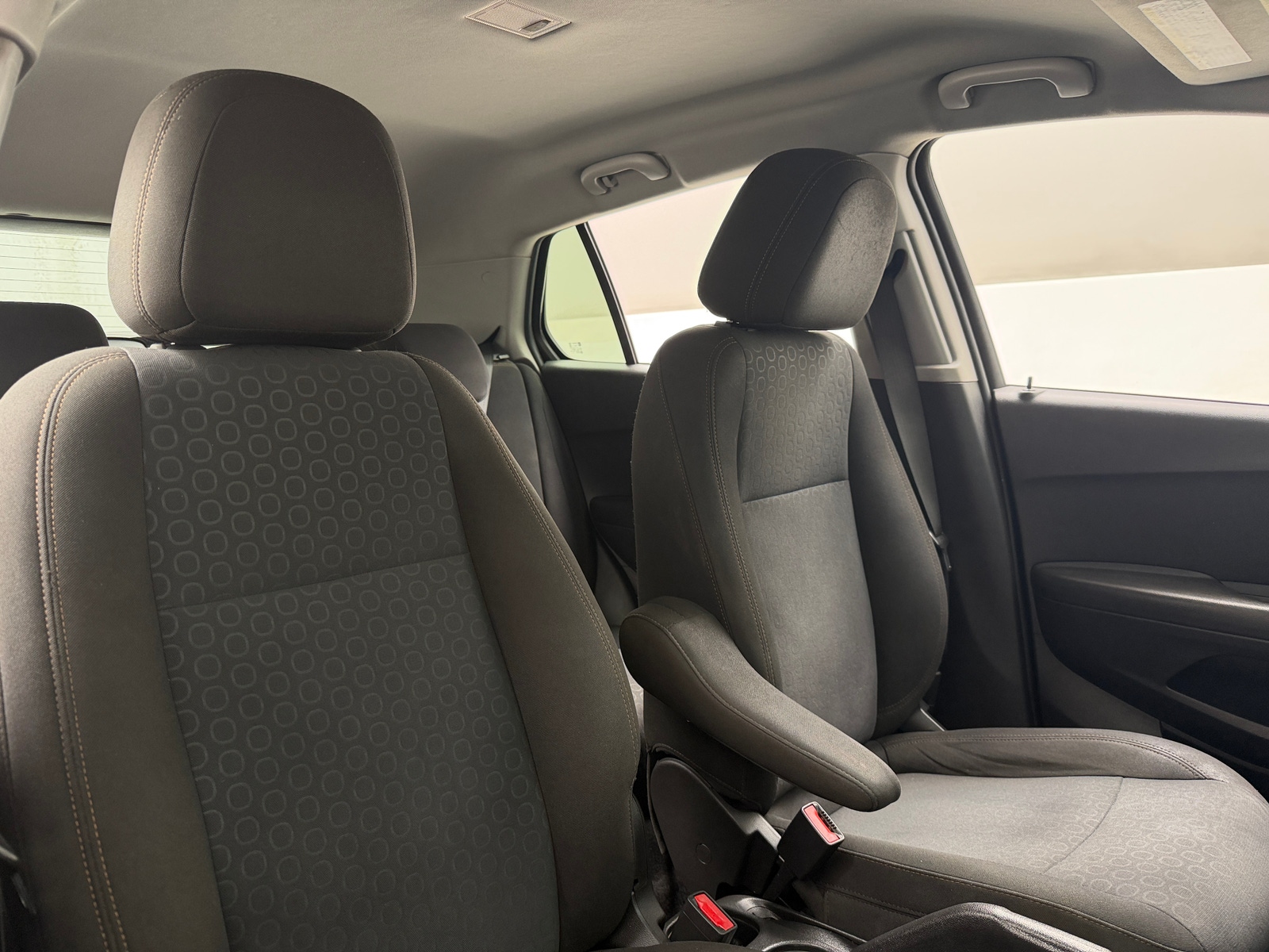 Thumbnail: 2020 Chevrolet Trax - 2