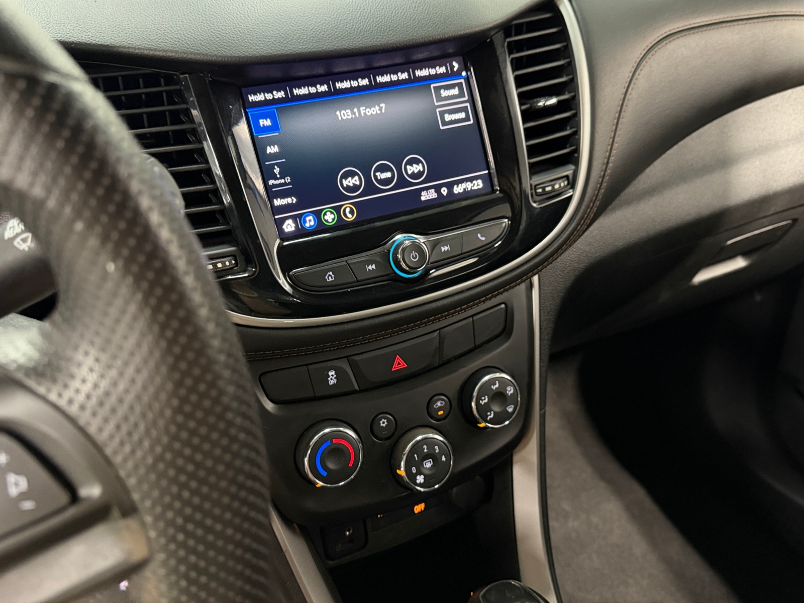 Thumbnail: 2020 Chevrolet Trax - 4