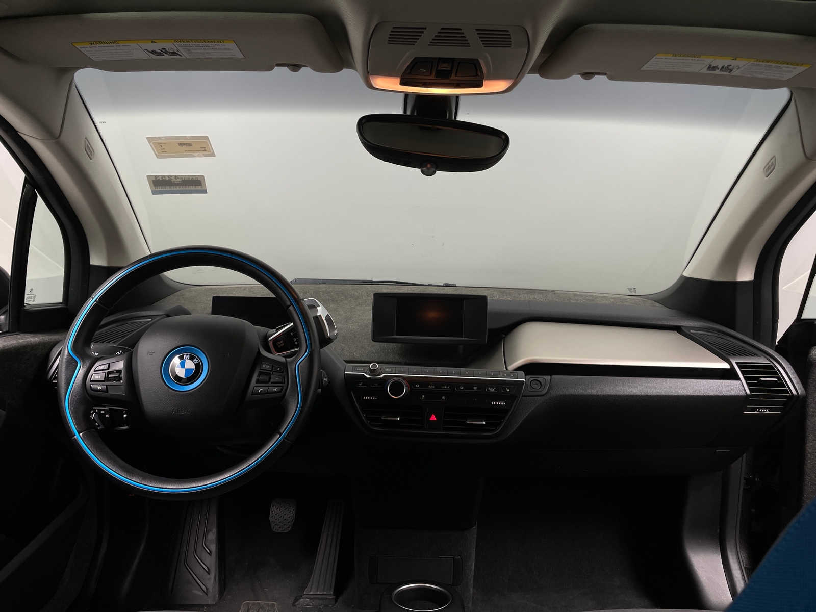 Thumbnail: 2018 BMW i3 - 3