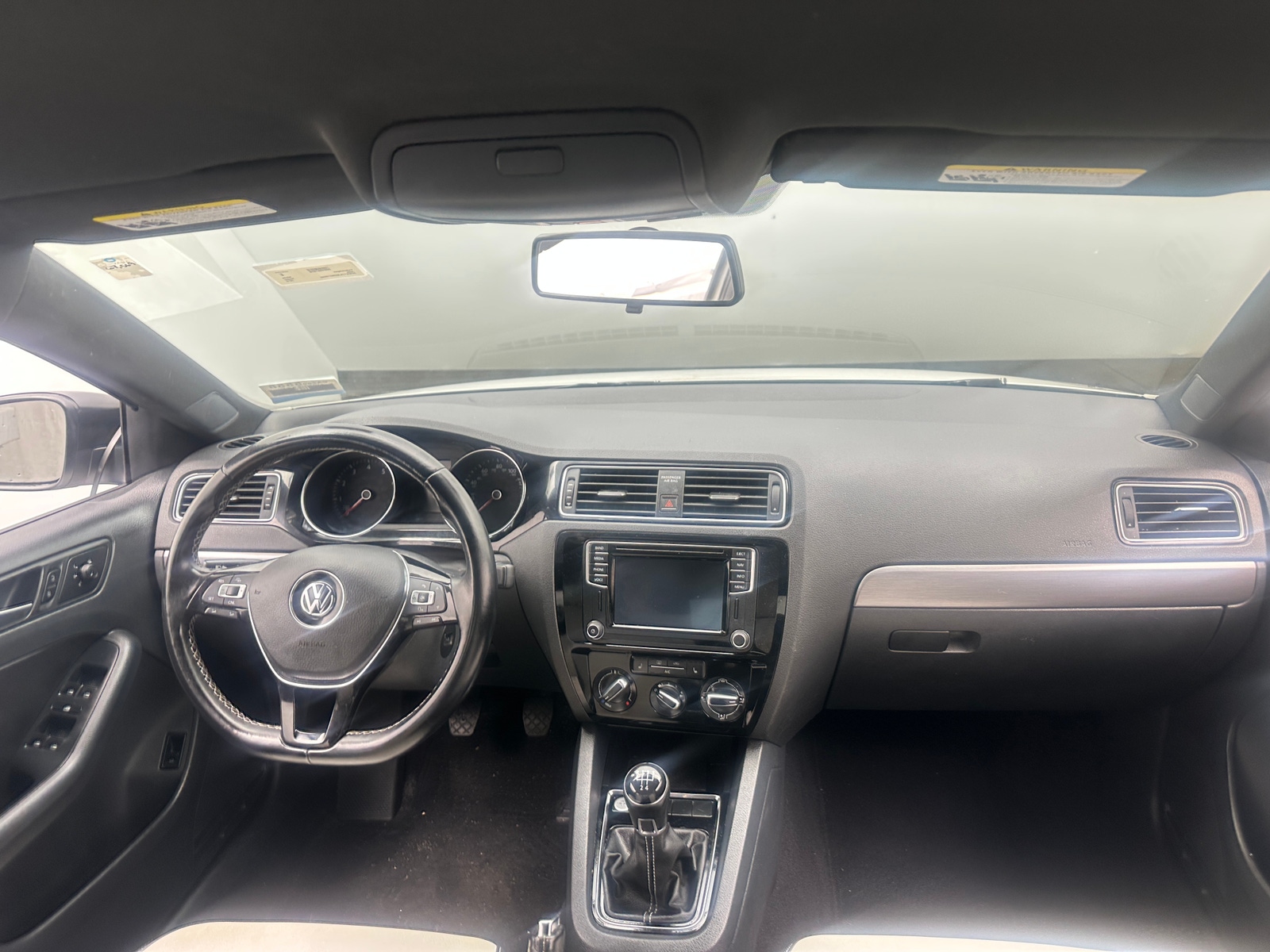 Thumbnail: 2016 Volkswagen Jetta - 3