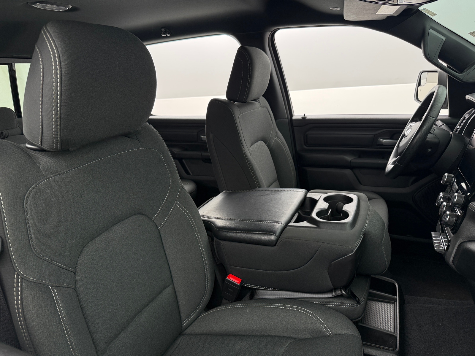 Thumbnail: 2025 RAM 1500 - 2