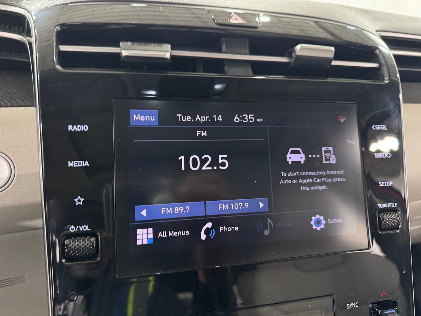 Thumbnail: 2023 Hyundai Tucson - 4