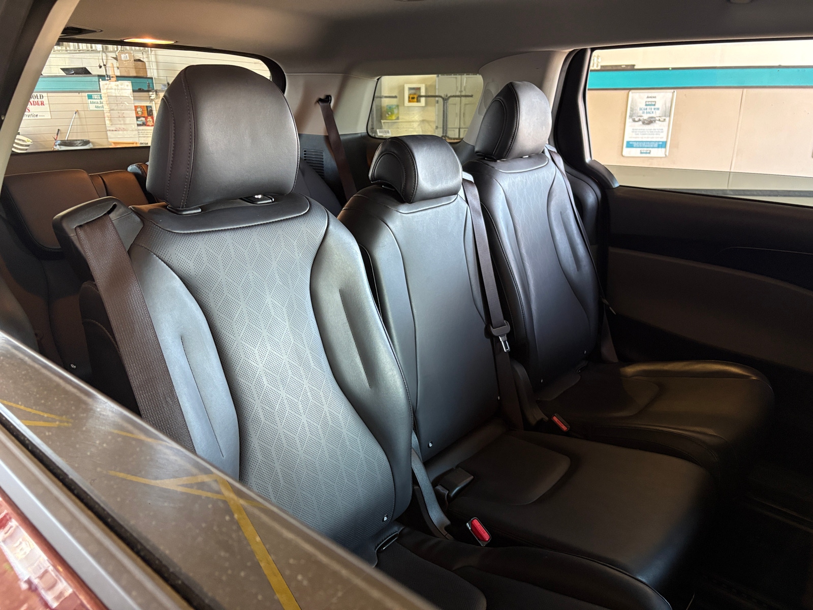 Thumbnail: 2025 Kia Carnival - 5