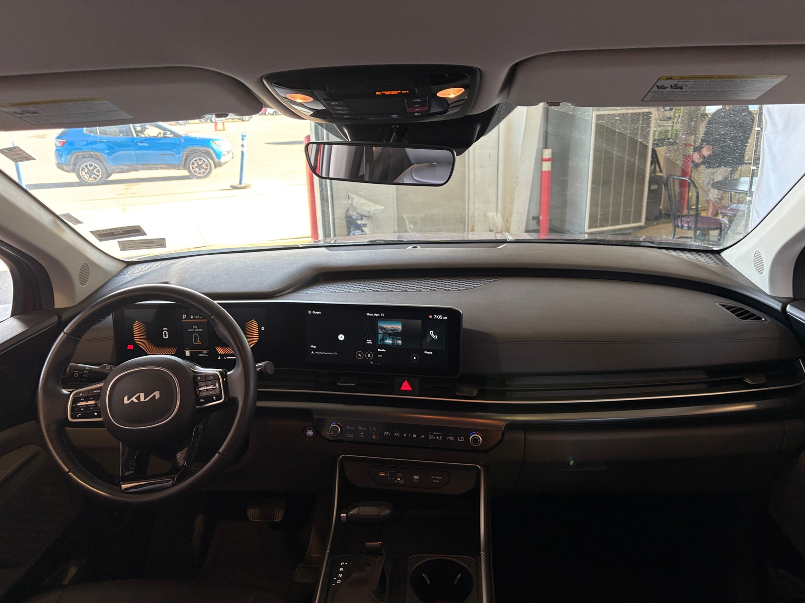 Thumbnail: 2025 Kia Carnival - 2