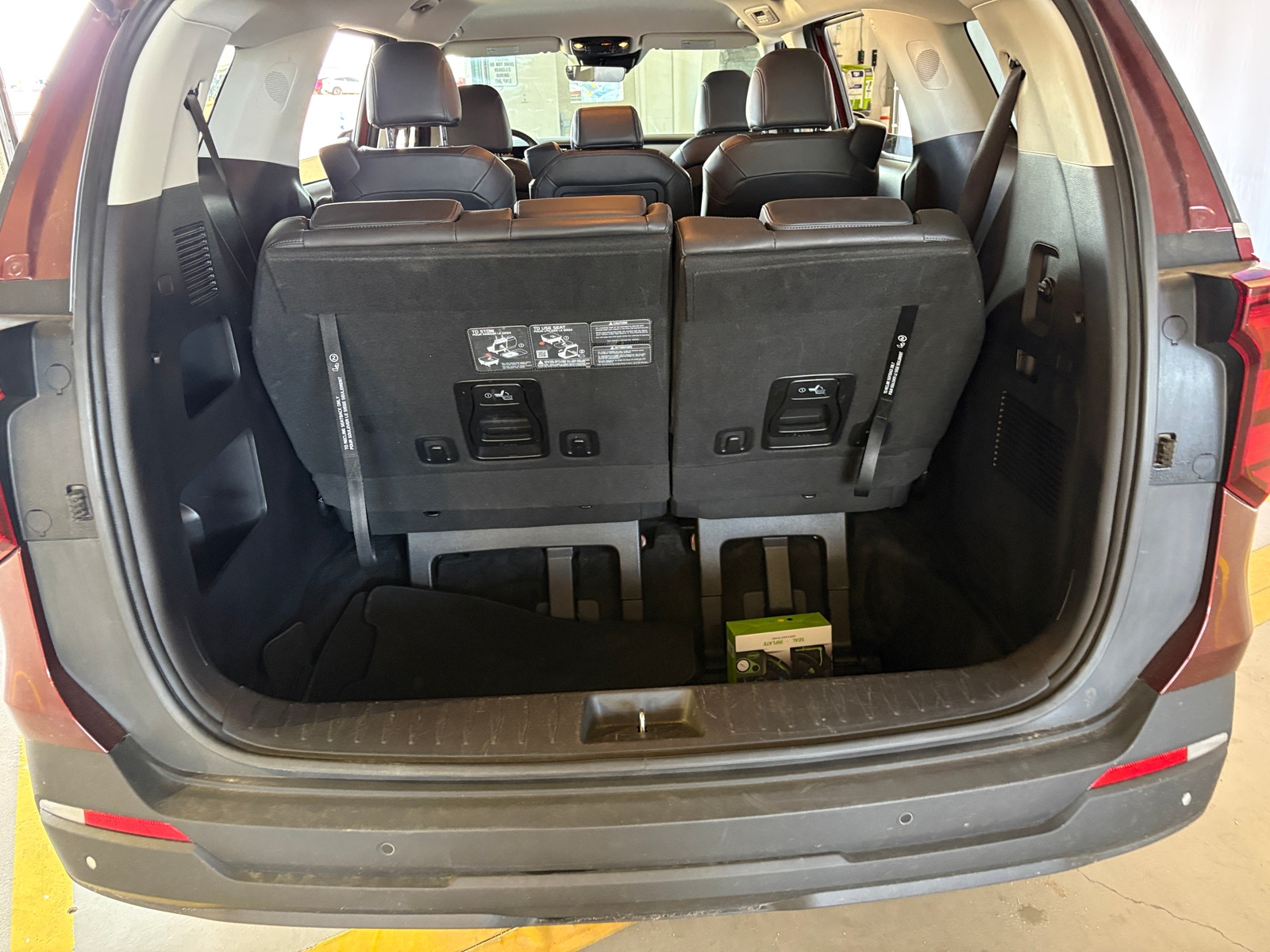 Thumbnail: 2025 Kia Carnival - 6