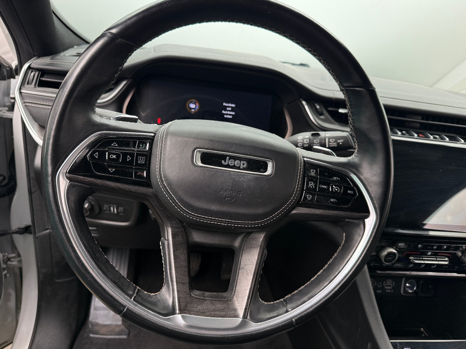 Thumbnail: 2021 Jeep Grand Cherokee L - 4