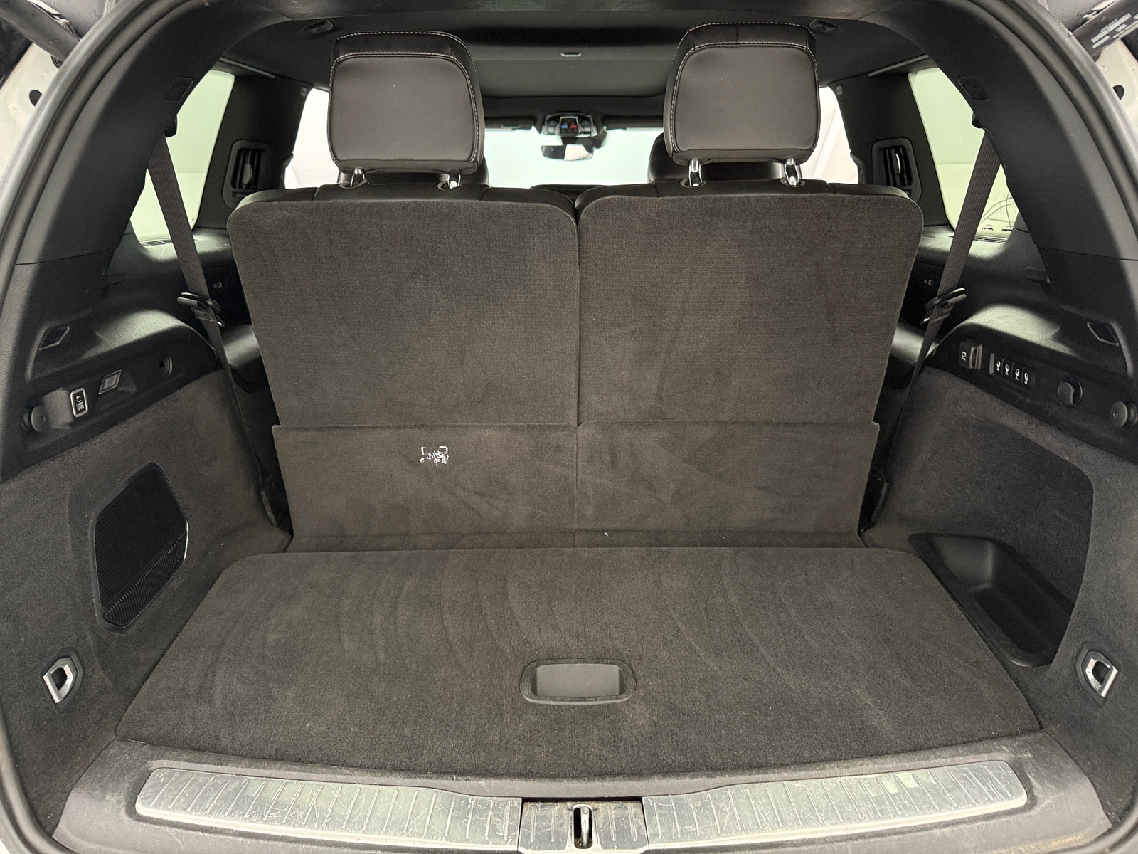 Thumbnail: 2021 Jeep Grand Cherokee L - 6