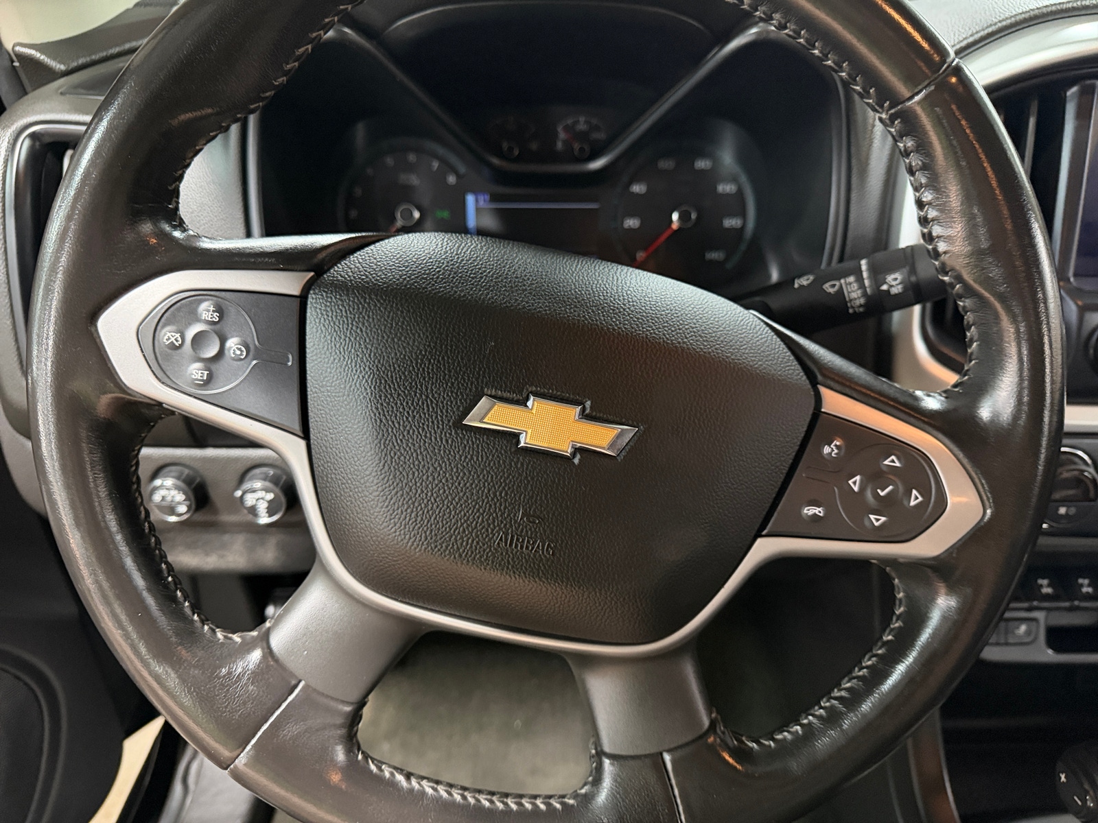 Thumbnail: 2018 Chevrolet Colorado - 4