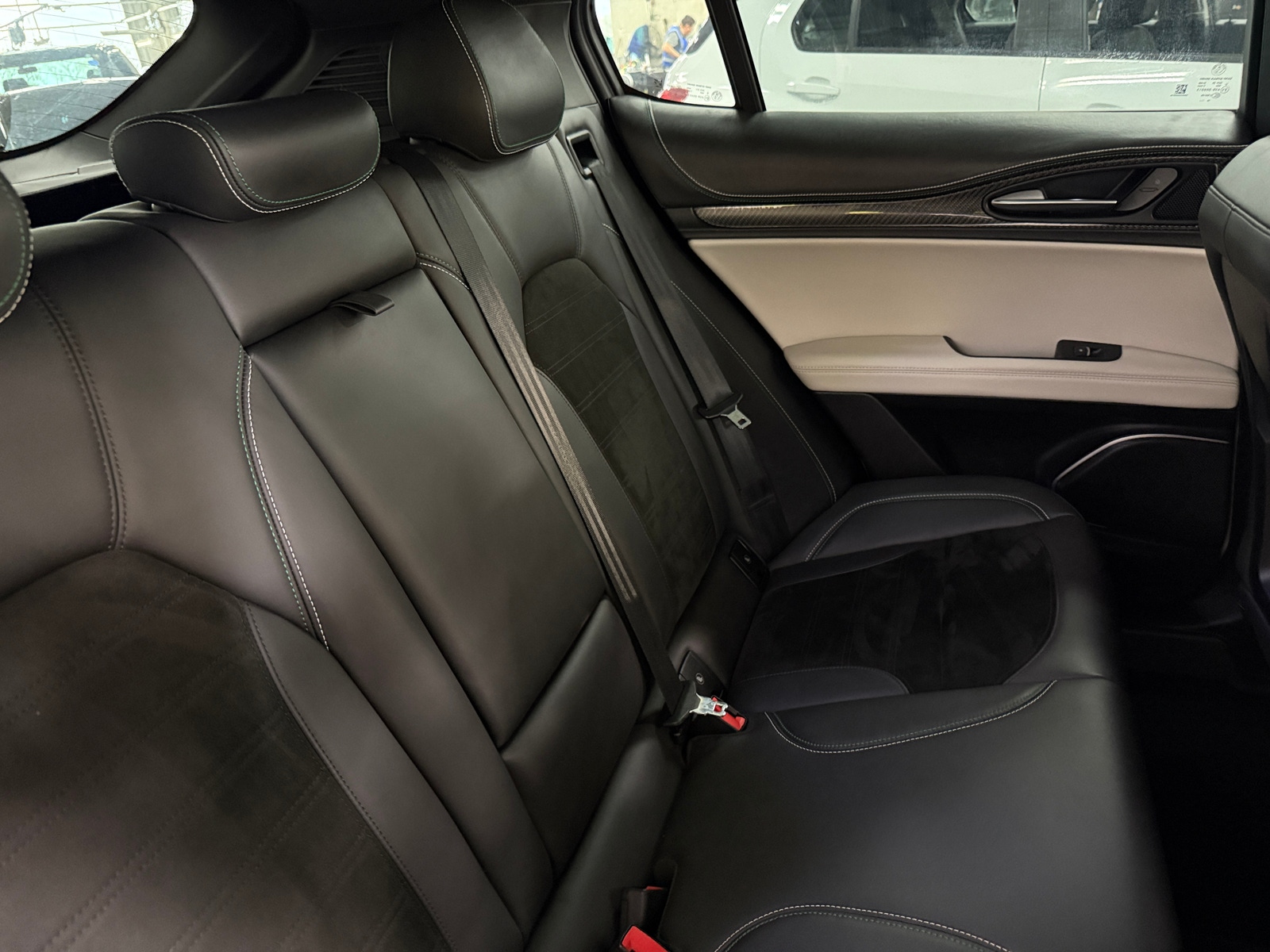 Thumbnail: 2019 Alfa Romeo Stelvio - 5