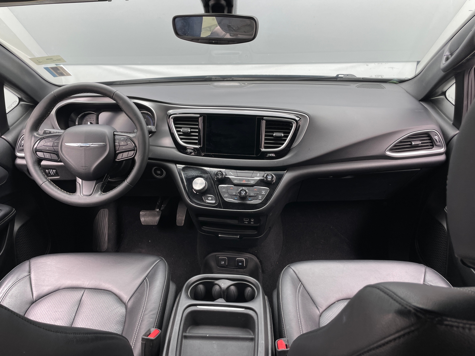 Thumbnail: 2019 Chrysler Pacifica - 2