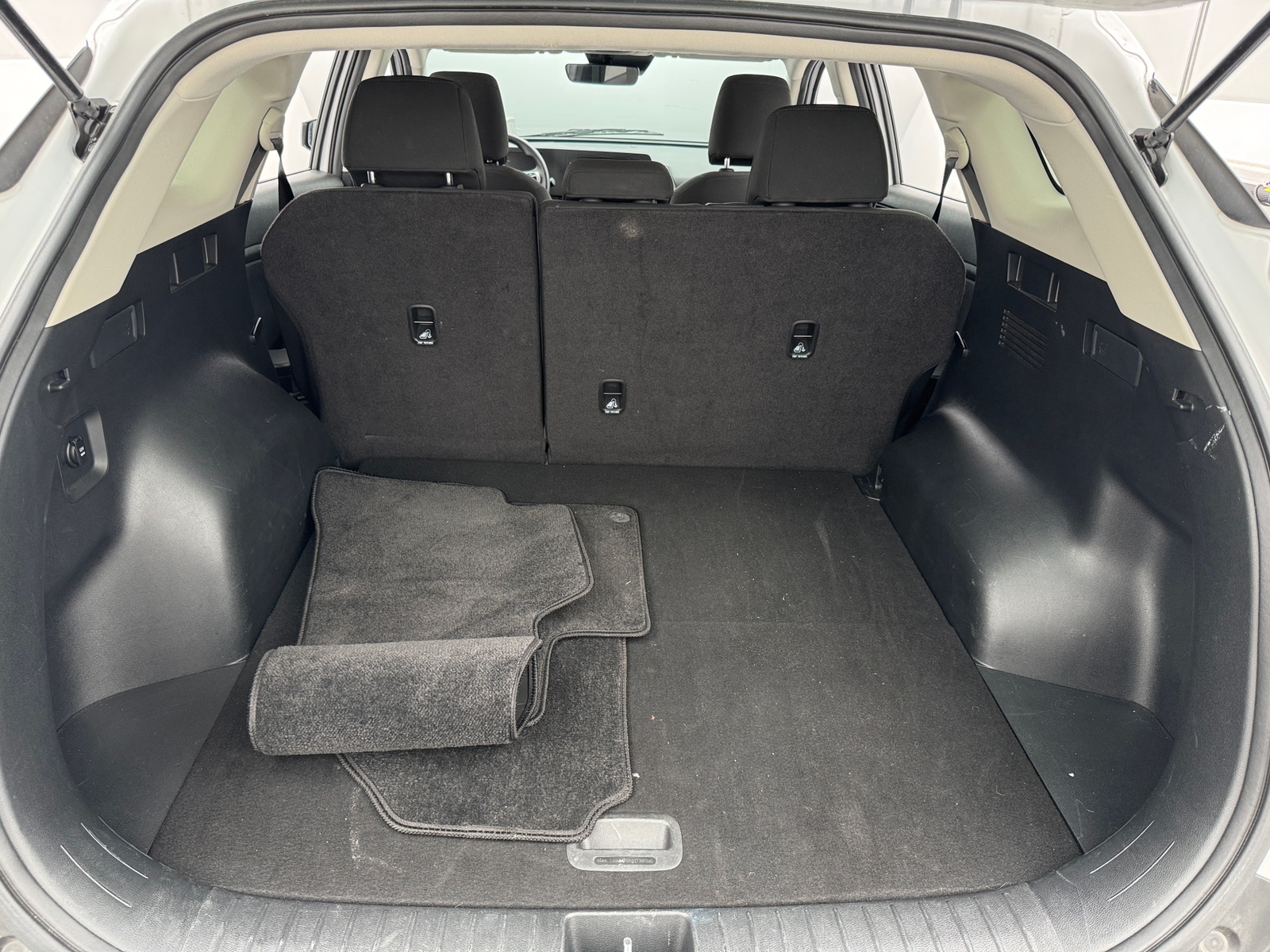 Thumbnail: 2025 Kia Sportage - 7