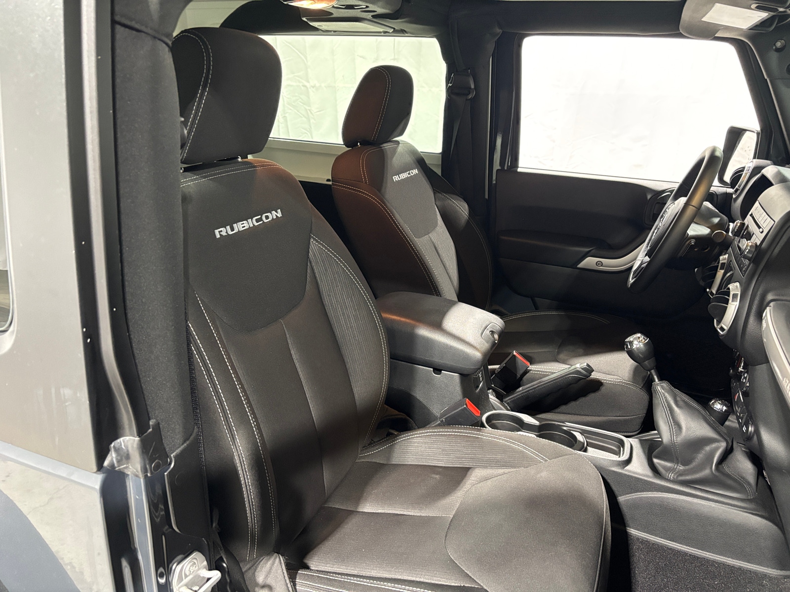 Thumbnail: 2017 Jeep Wrangler - 2