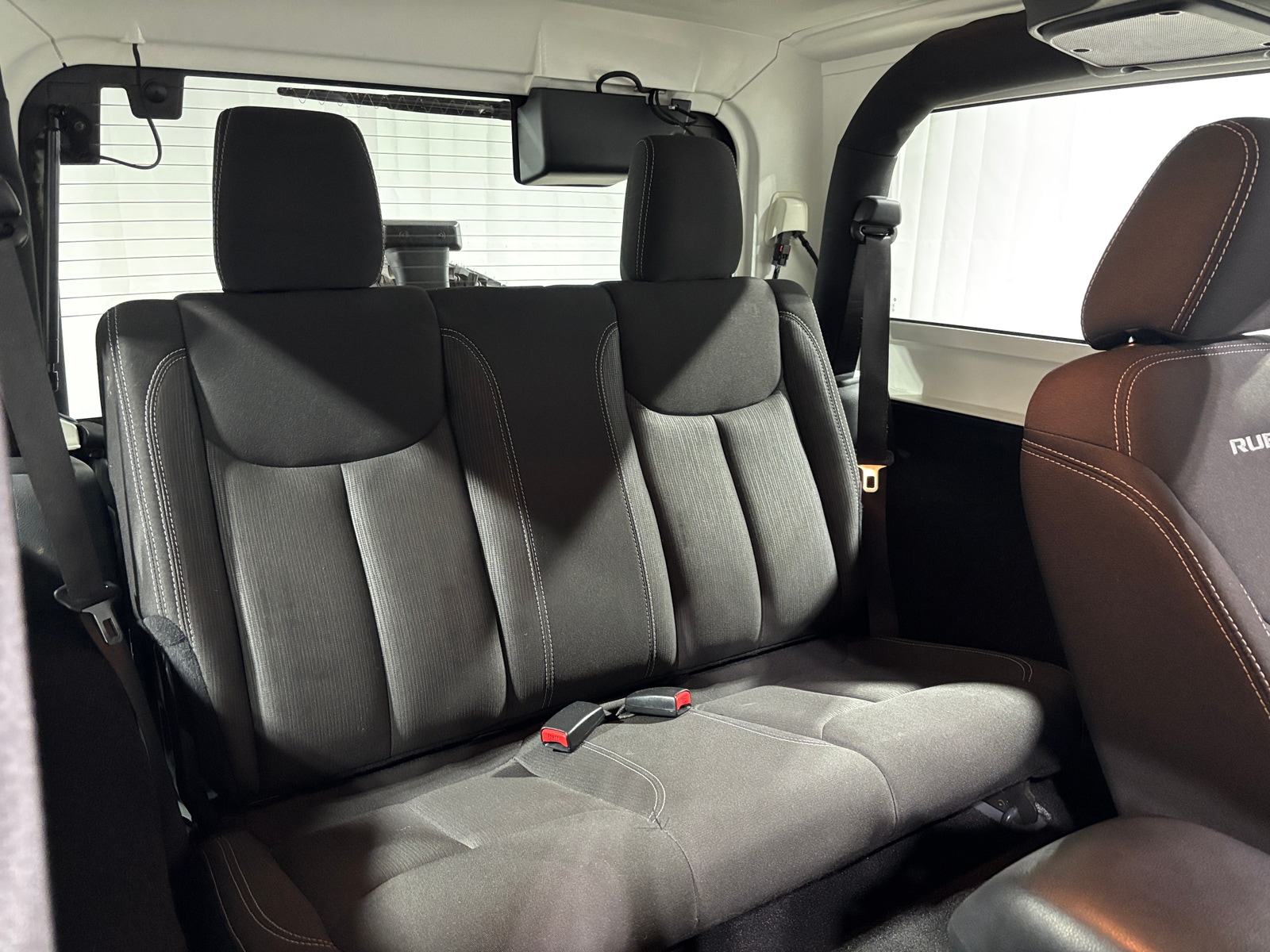 Thumbnail: 2017 Jeep Wrangler - 6