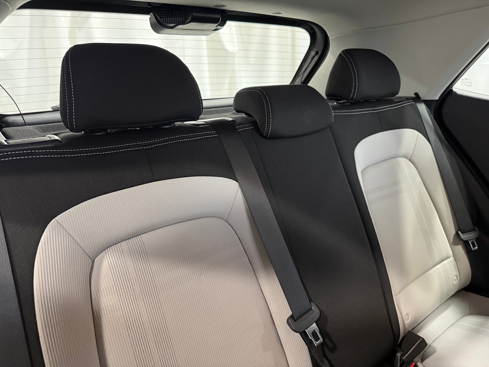 Thumbnail: 2023 Hyundai Venue - 6