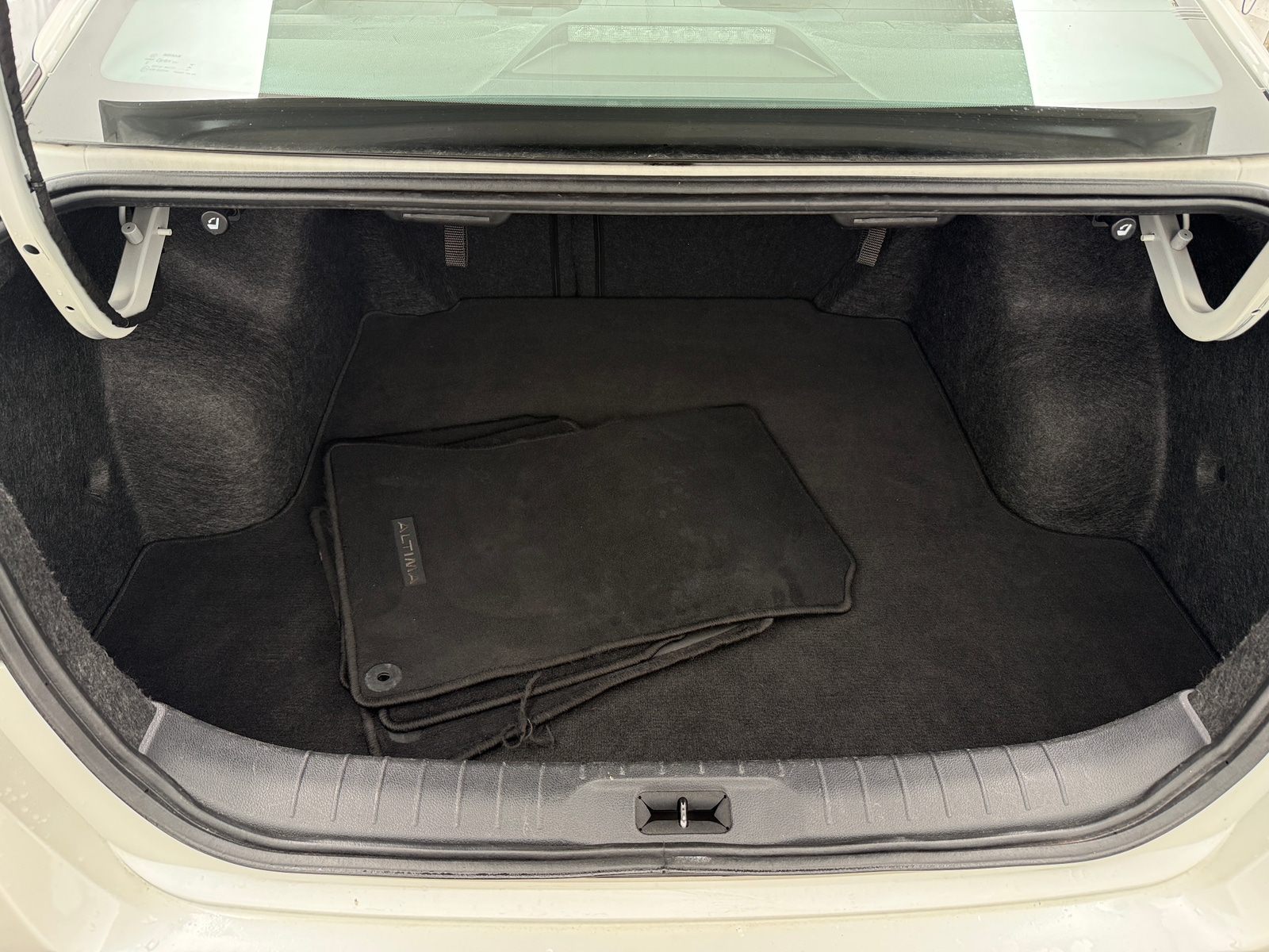 Thumbnail: 2023 Nissan Altima - 7