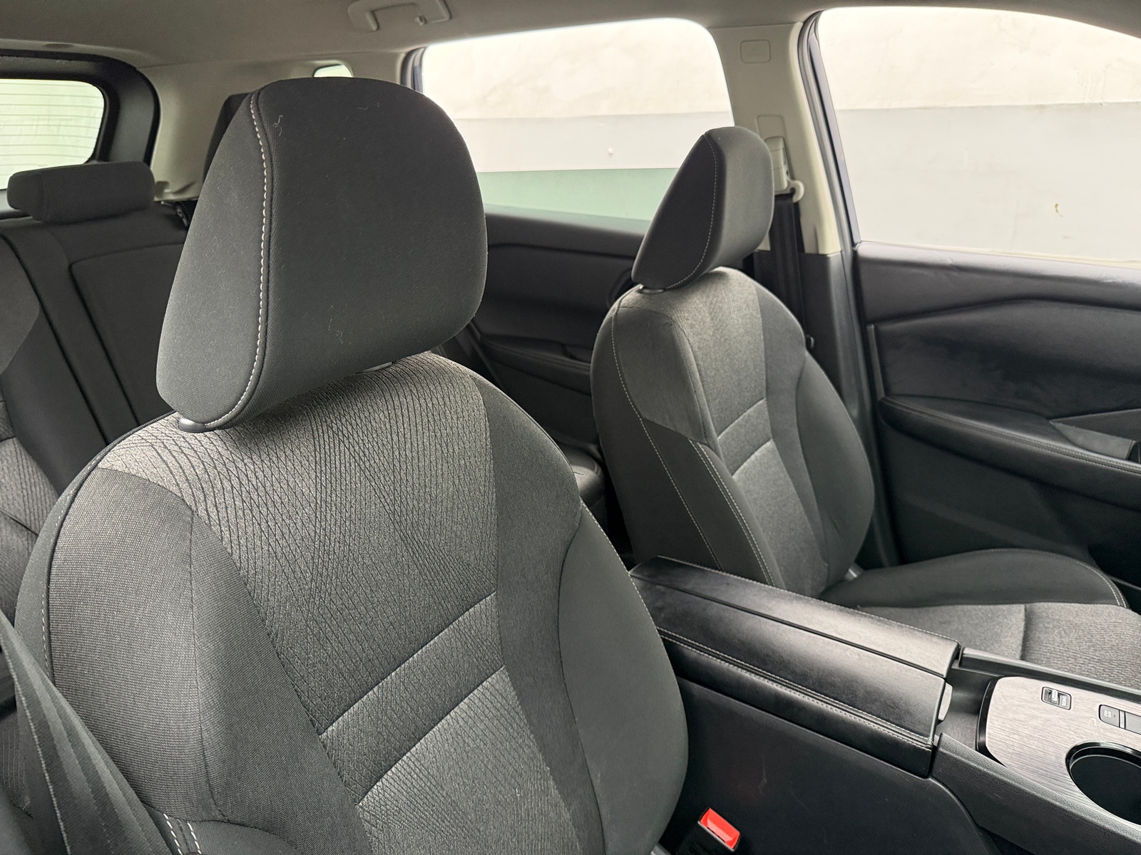 Thumbnail: 2025 Nissan Rogue - 2