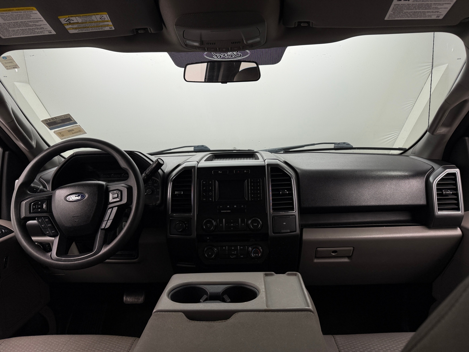 Thumbnail: 2018 Ford Econoline - 3