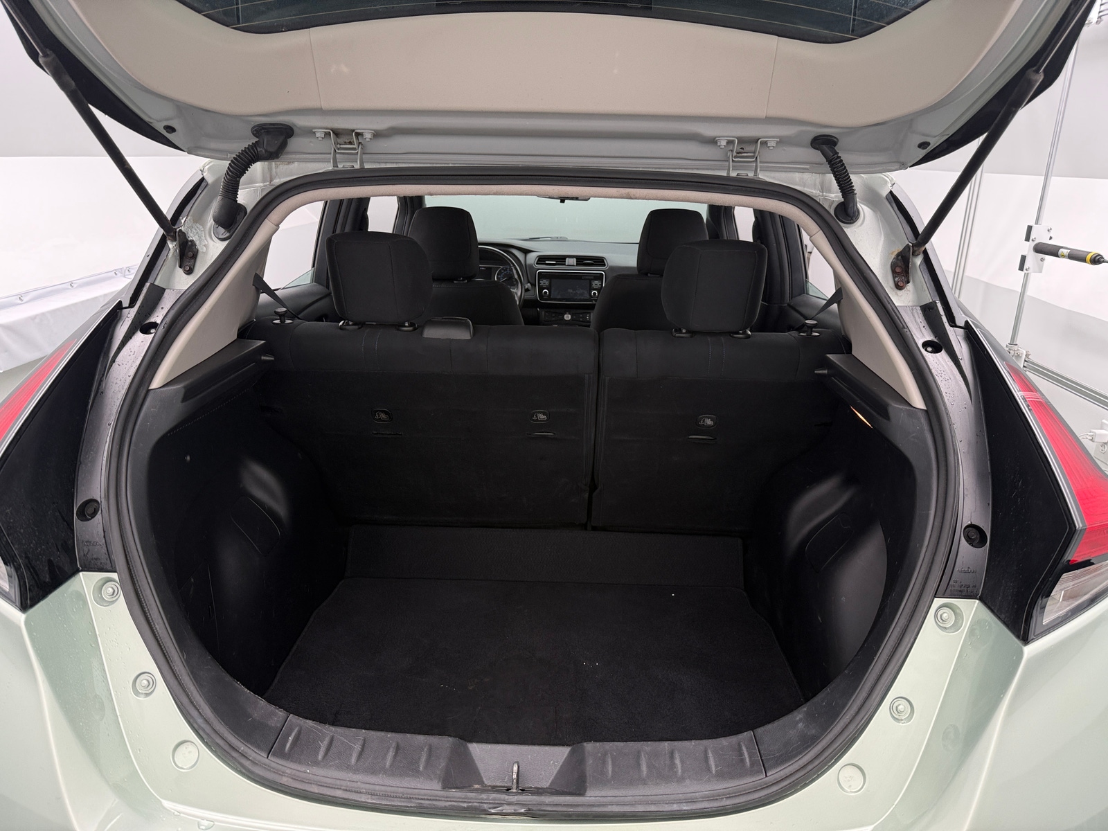 Thumbnail: 2019 Nissan Leaf - 7