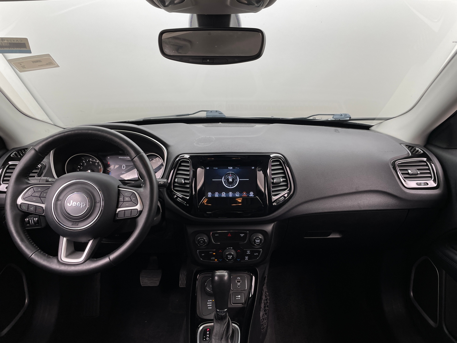 Thumbnail: 2018 Jeep Compass - 3