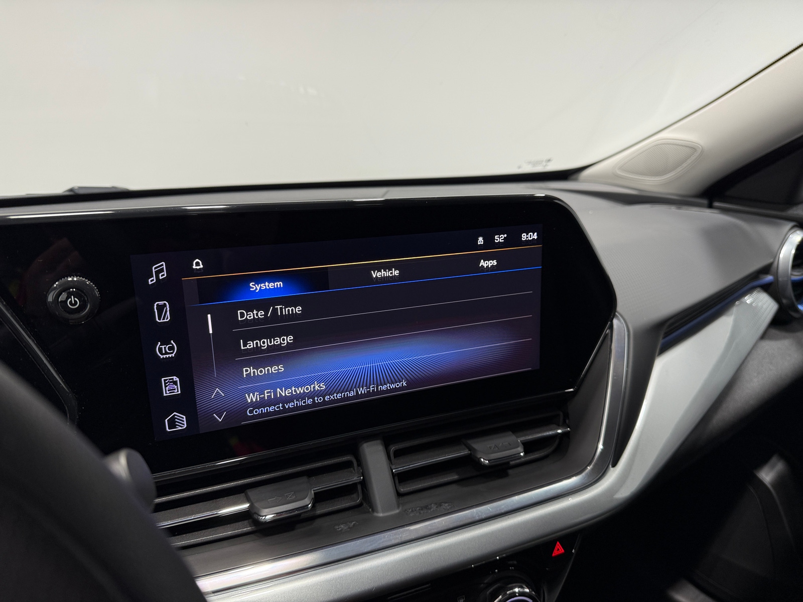 Thumbnail: 2025 Chevrolet Trax - 4