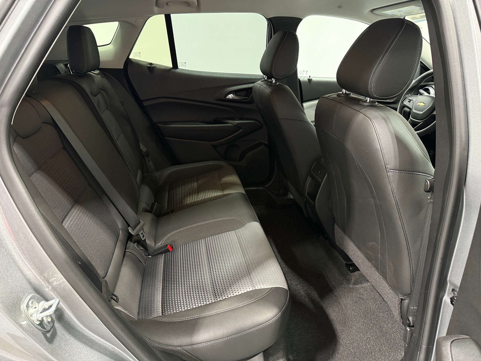 Thumbnail: 2025 Chevrolet Trax - 6